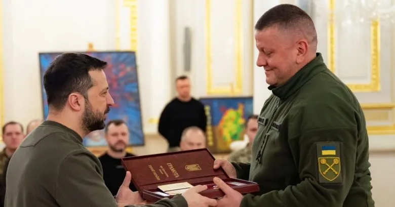 Зеленський розкритикував заяви Залужного щодо обшуків 2022 року та контрнаступу 2023 року