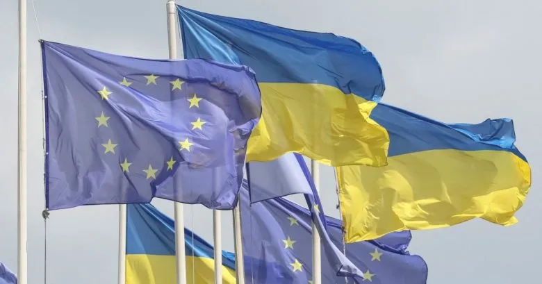 ЄС намагається переконати Угорщину розблокувати 20-й пакет санкцій проти росії