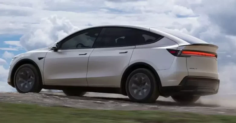 Tesla представит расширенную Model Y L с тремя рядами сидений за пределами Китая