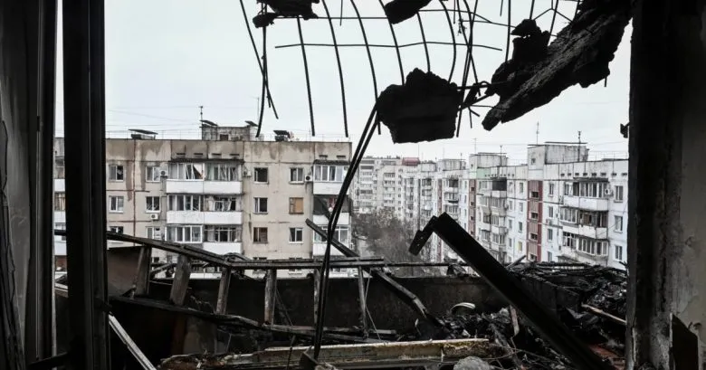 Російська атака вдарила по 8 областях України: десятки поранених, масштабні руйнування