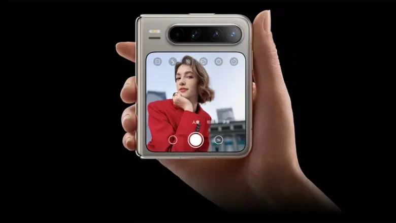 Характеристики та успіх складаного смартфона Huawei Pura X у 2025 році