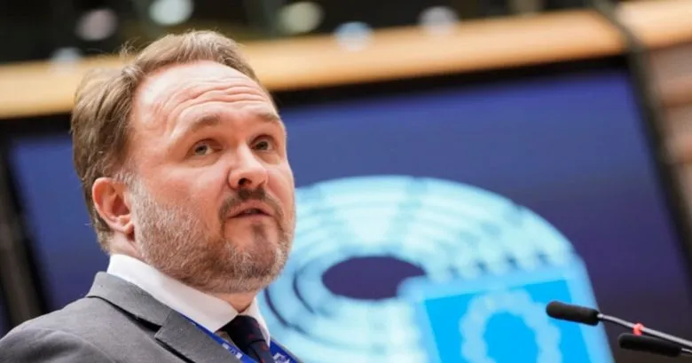ЄС остаточно відмовляється від імпорту енергоресурсів з росії — позиція Єврокомісії