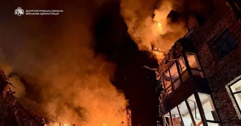 У Дніпрі внаслідок нічного обстрілу рф загинули двоє людей, восьмеро поранені