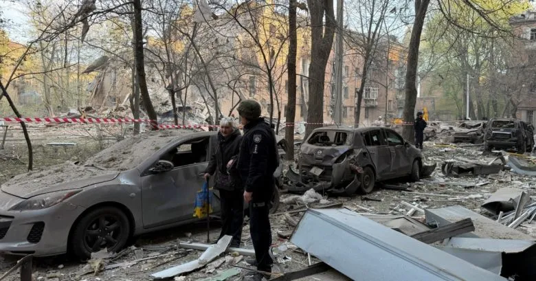 В Днепре в результате российской атаки ранены 46 человек, среди них пятеро детей