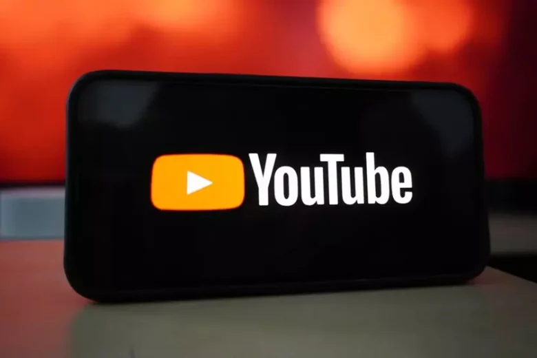 Google тестує AI-асистента Ask YouTube для покращеного пошуку відео