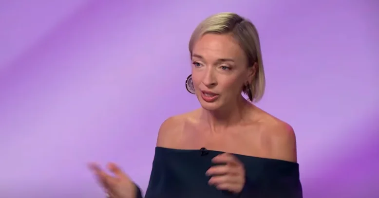 Василиса Фролова рассказала о жизни в эмиграции и своих финансовых трудностях