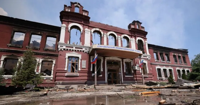 У Старобільську зросла кількість жертв удару по коледжу до 18 осіб