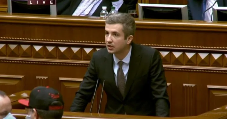 Верховная Рада досрочно прекратила полномочия депутата Владимира Цабаля
