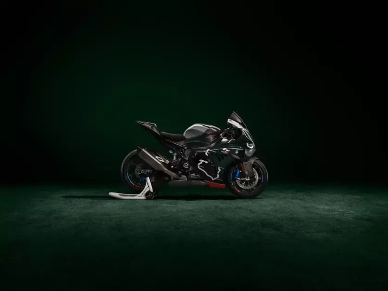 BMW представила лимитированную серию M 1000 RR TT-Edition к 115-летию Isle of Man TT