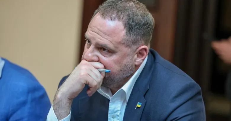 Суд по делу о мере пресечения Андрею Ермаку продолжится 13 мая
