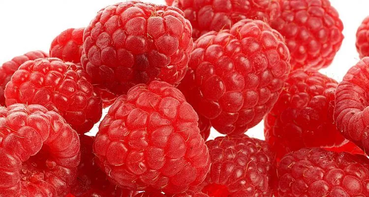 Продукти для зміцнення імунітету в сезон грипу і застуди: поради дієтолога